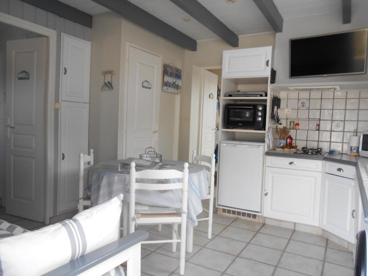 Ile De Re, La Danae, Velos, Wifi, Possibilite Cuisine, Linge, Parking Gratuit Saint-Martin-de-Re Luaran gambar